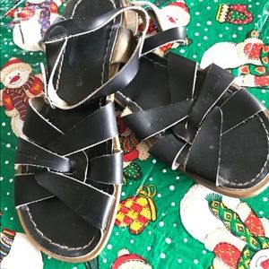 Saltwater sandals